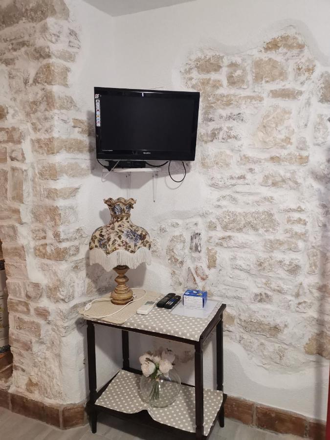 רוביני Apartment Giulio - 10Mt To The Beach מראה חיצוני תמונה