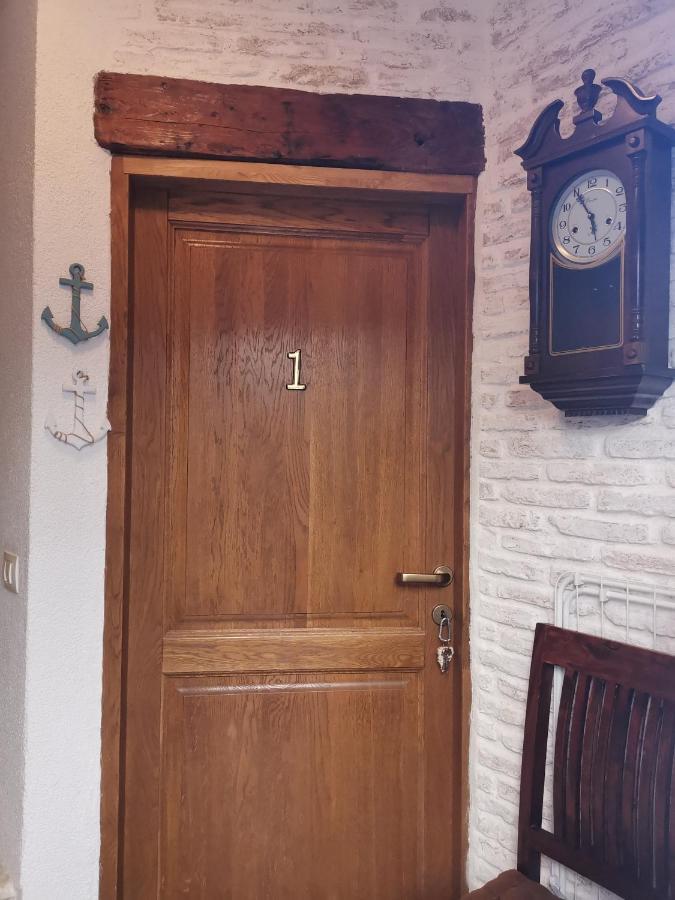 רוביני Apartment Giulio - 10Mt To The Beach מראה חיצוני תמונה